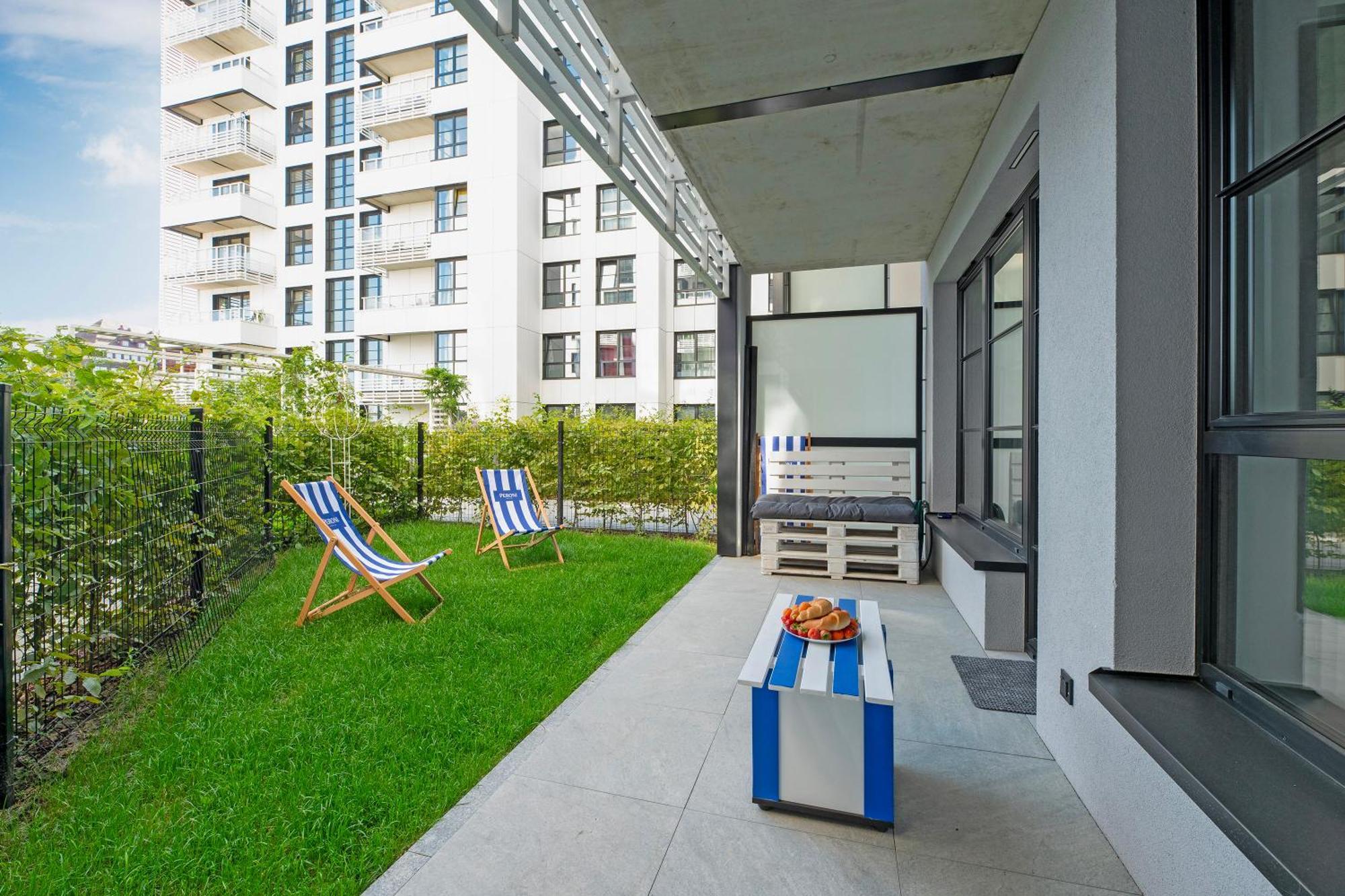 Apartment Doki Glamur Food Hall And Parking By Triapart Gdańsk Zewnętrze zdjęcie